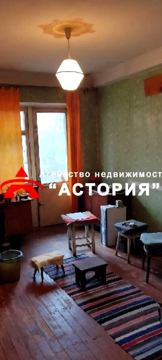 1865163740709571