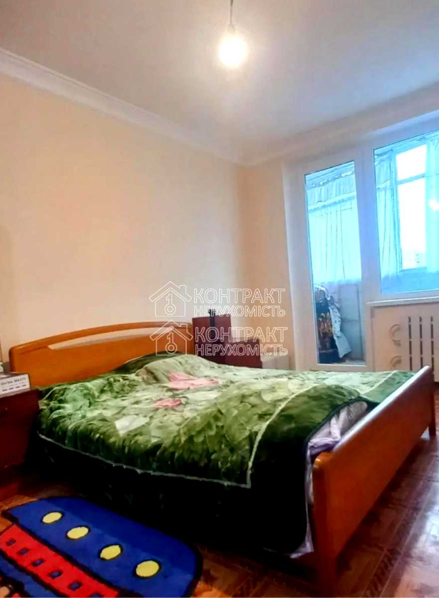 1865164385382416