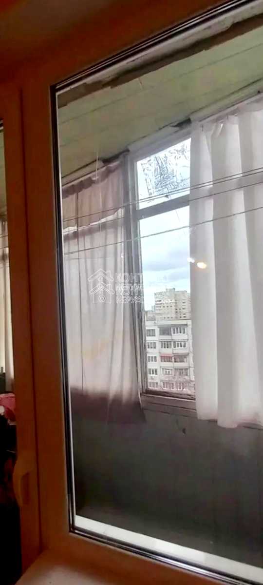 1865164385446544