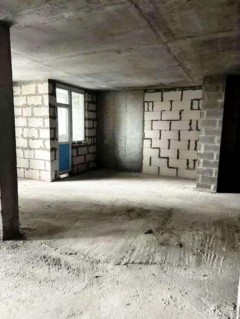 1865165324883304