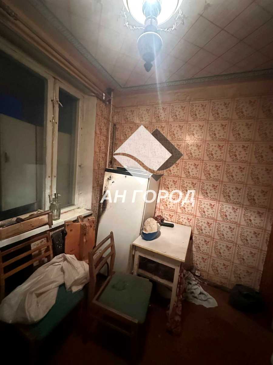 1865165631012923
