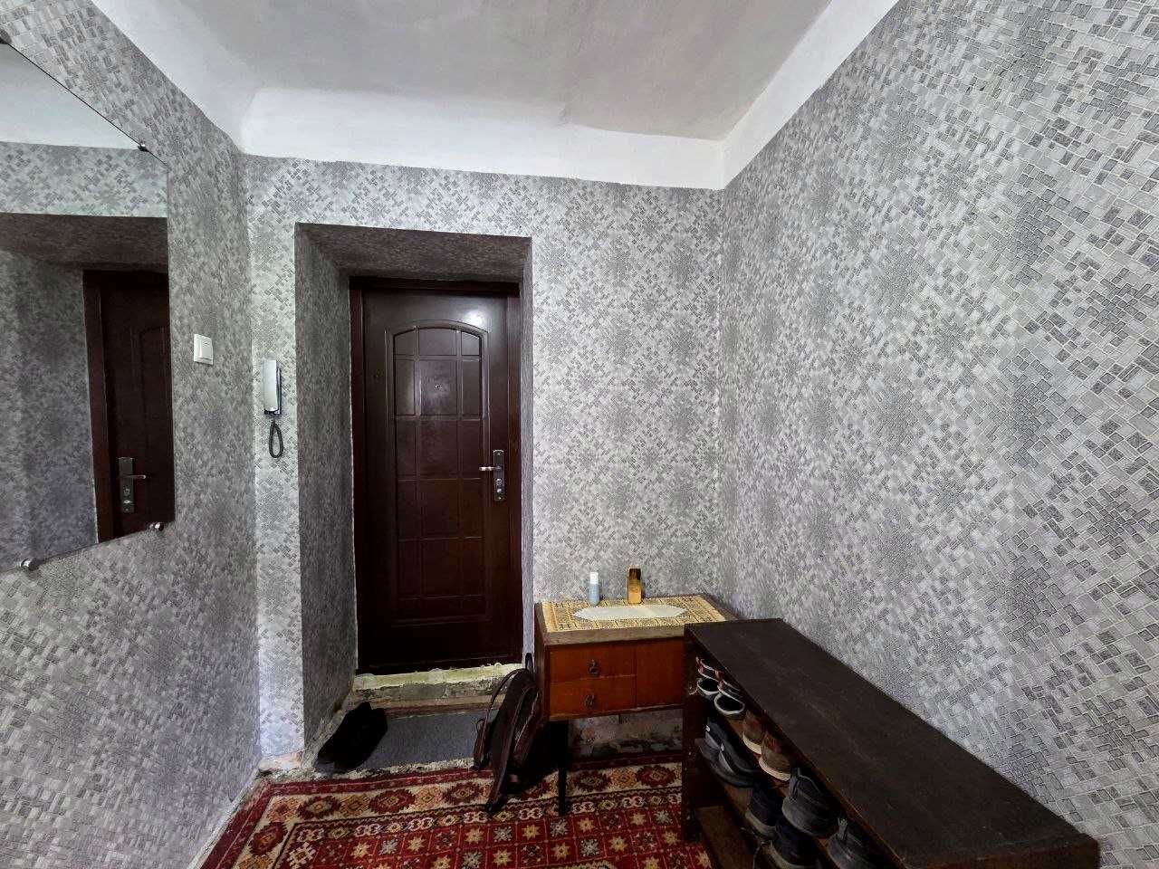 1865173595415976