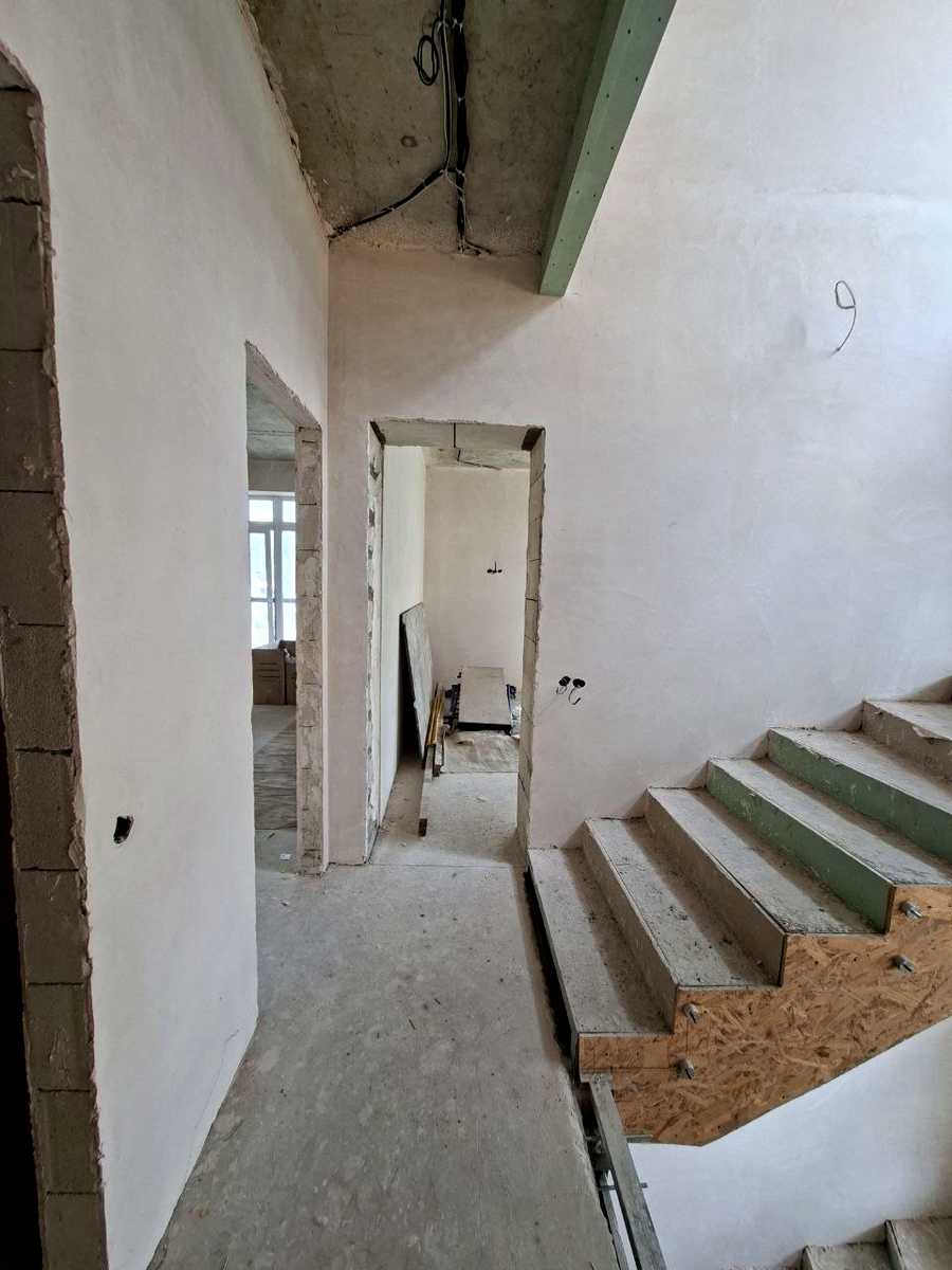 1865175772415495
