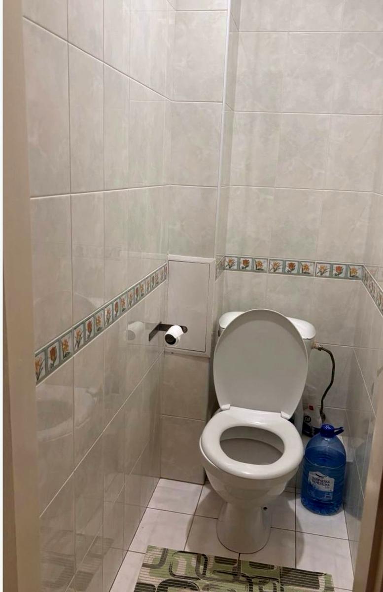 1865185941995481