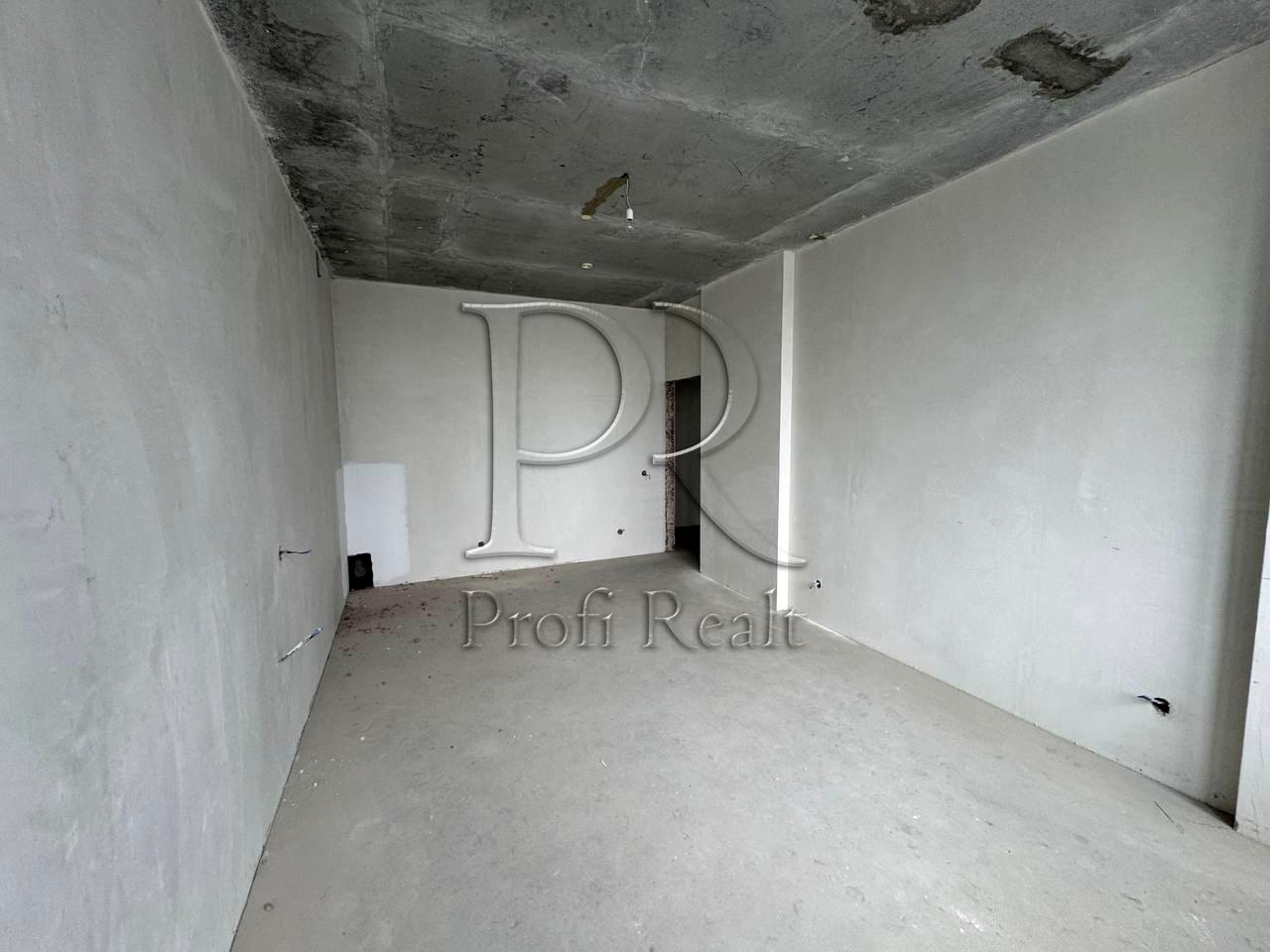 1865235642400383