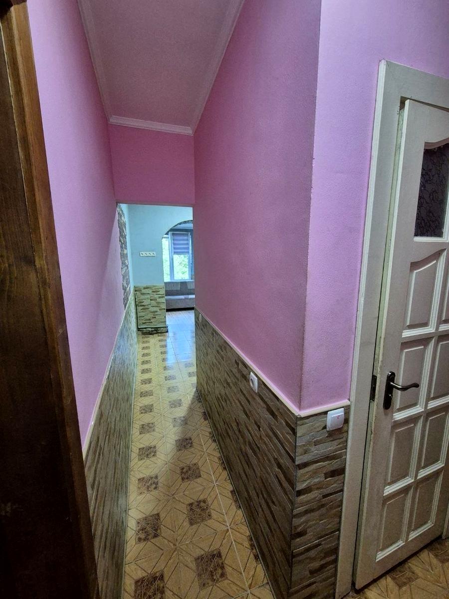 1865239954807228