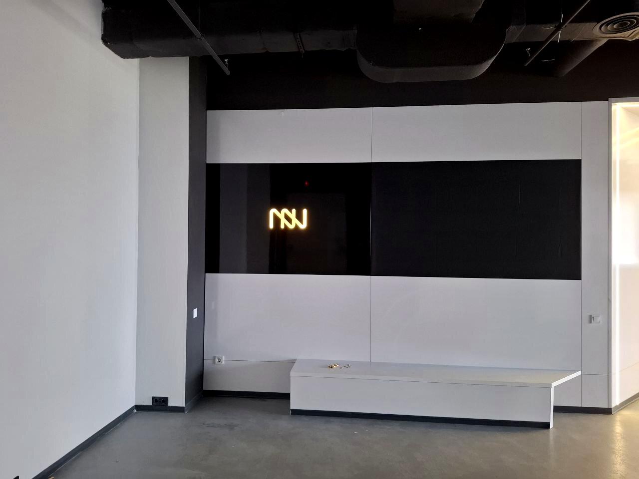 1865242209018669
