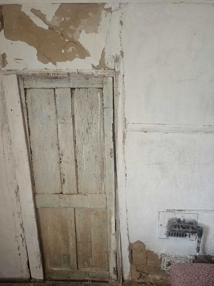 1865245655472904