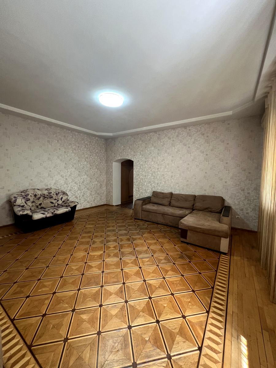 1865252203953517