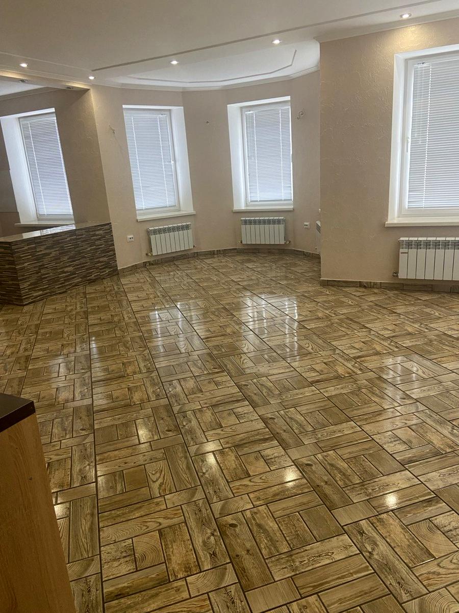 Дом по адресу (площадь 180 м²) - imageAlt 2 Дом по адресу (площадь 180 м²) - Atlanta.ua - imageAlt 2