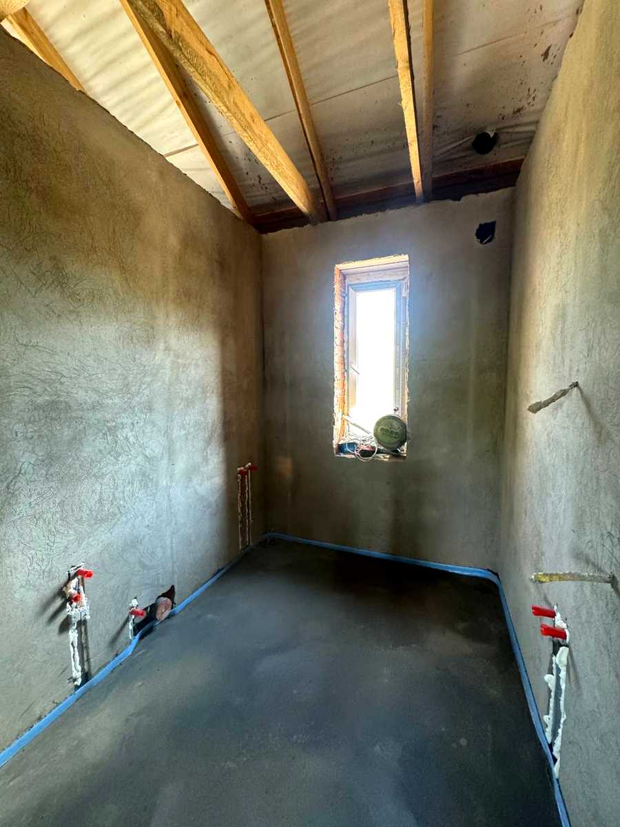 1865256246837058