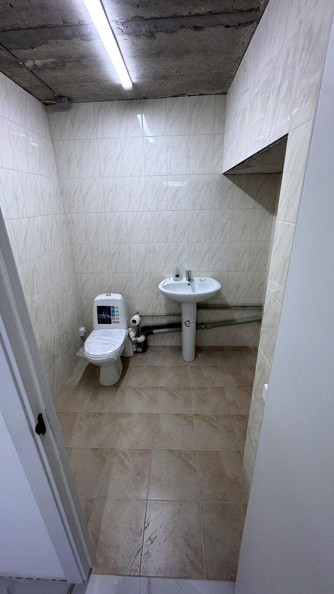 1865258270222835