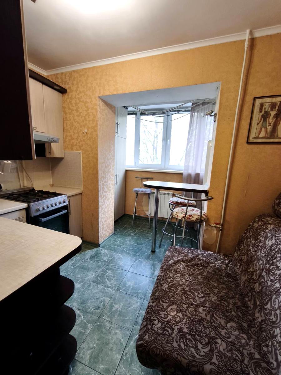 1865260179461992