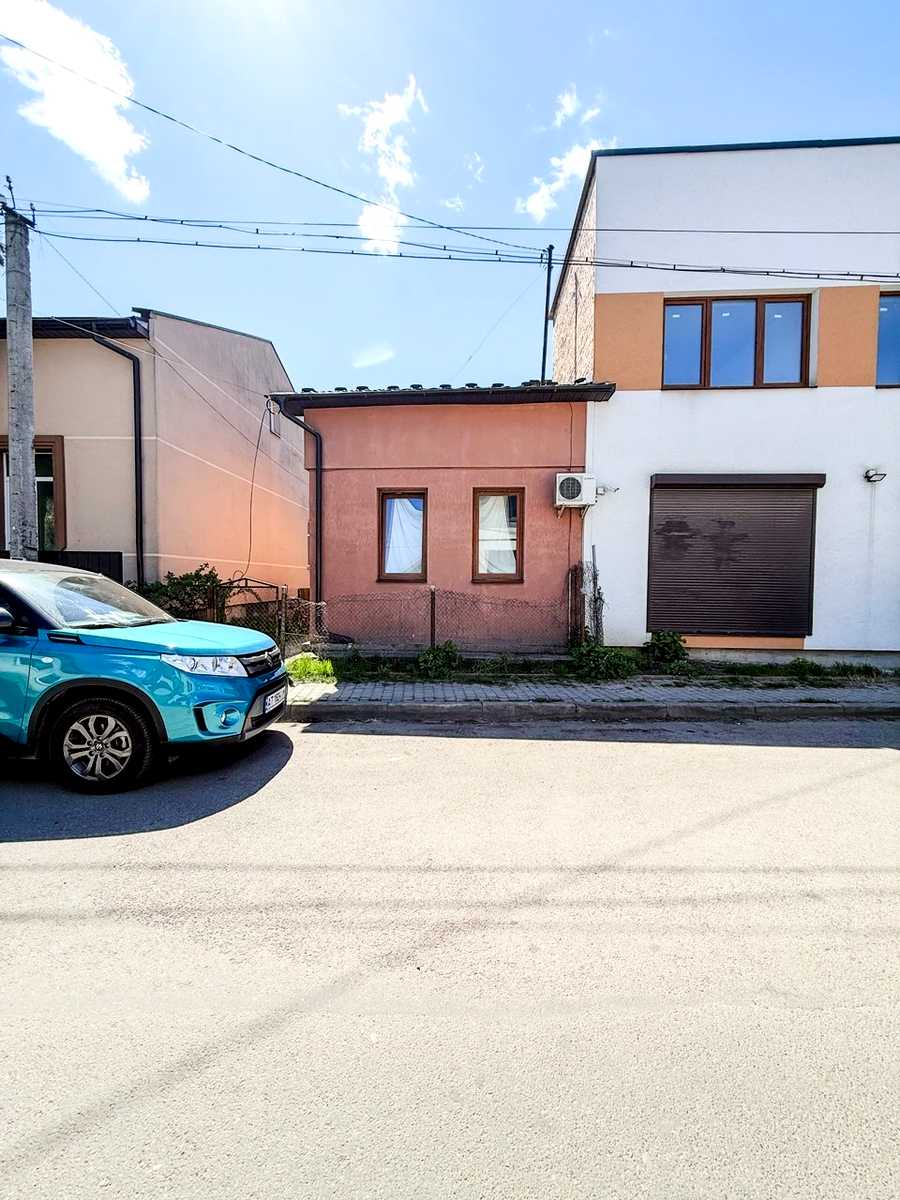 1865271982421724