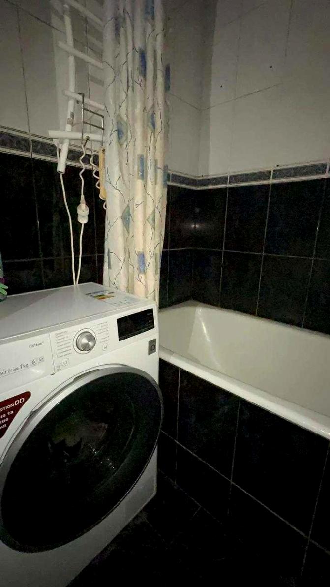 1865274116768640