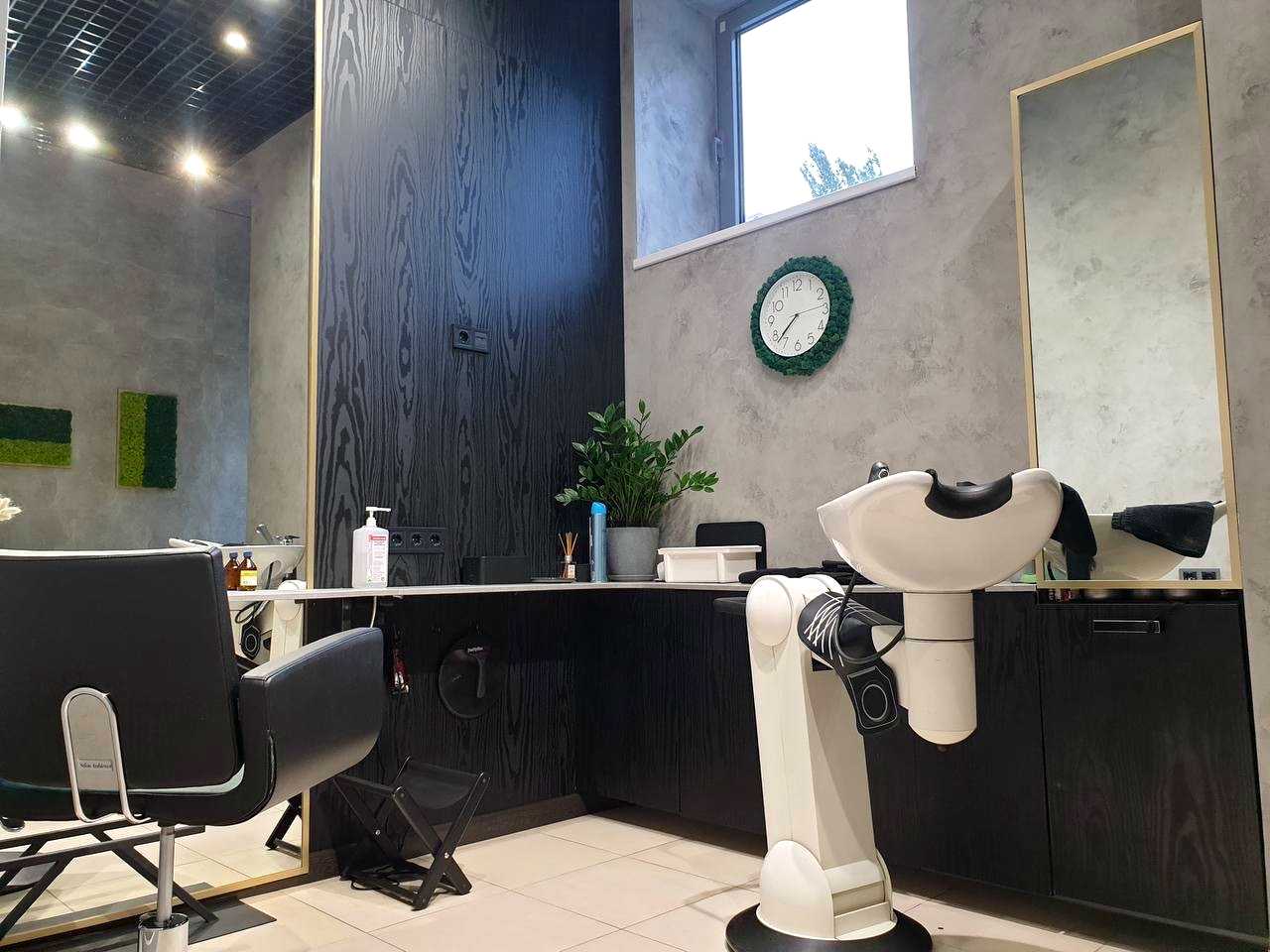 1865353483286586