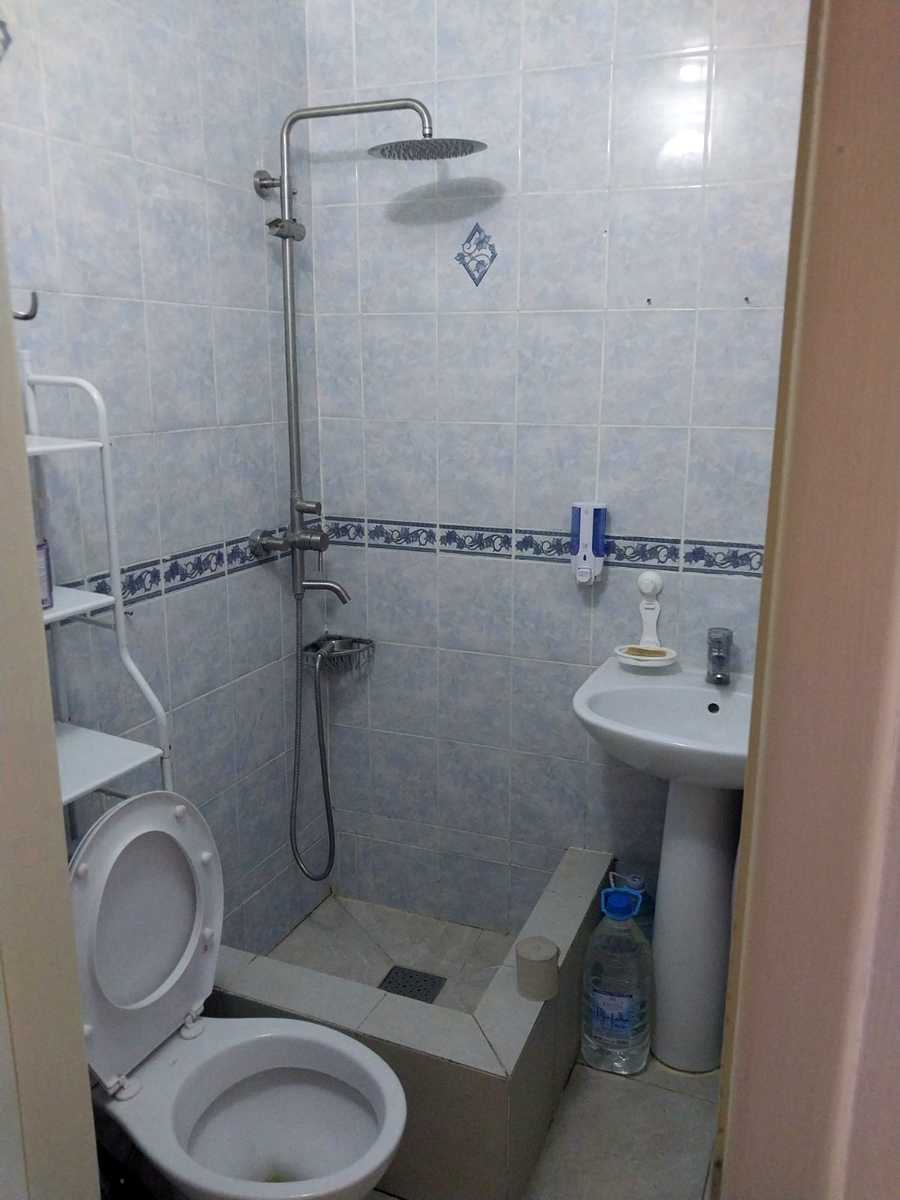 1865366884703904