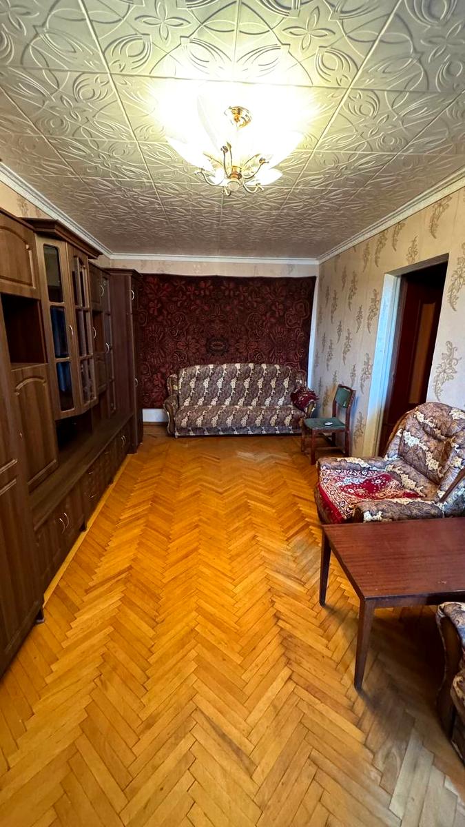 1865367379355698