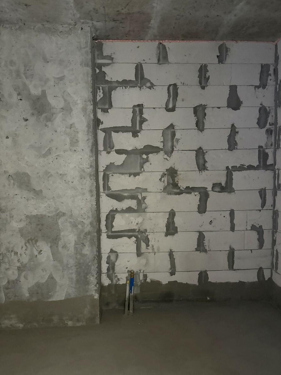 1865374118716515