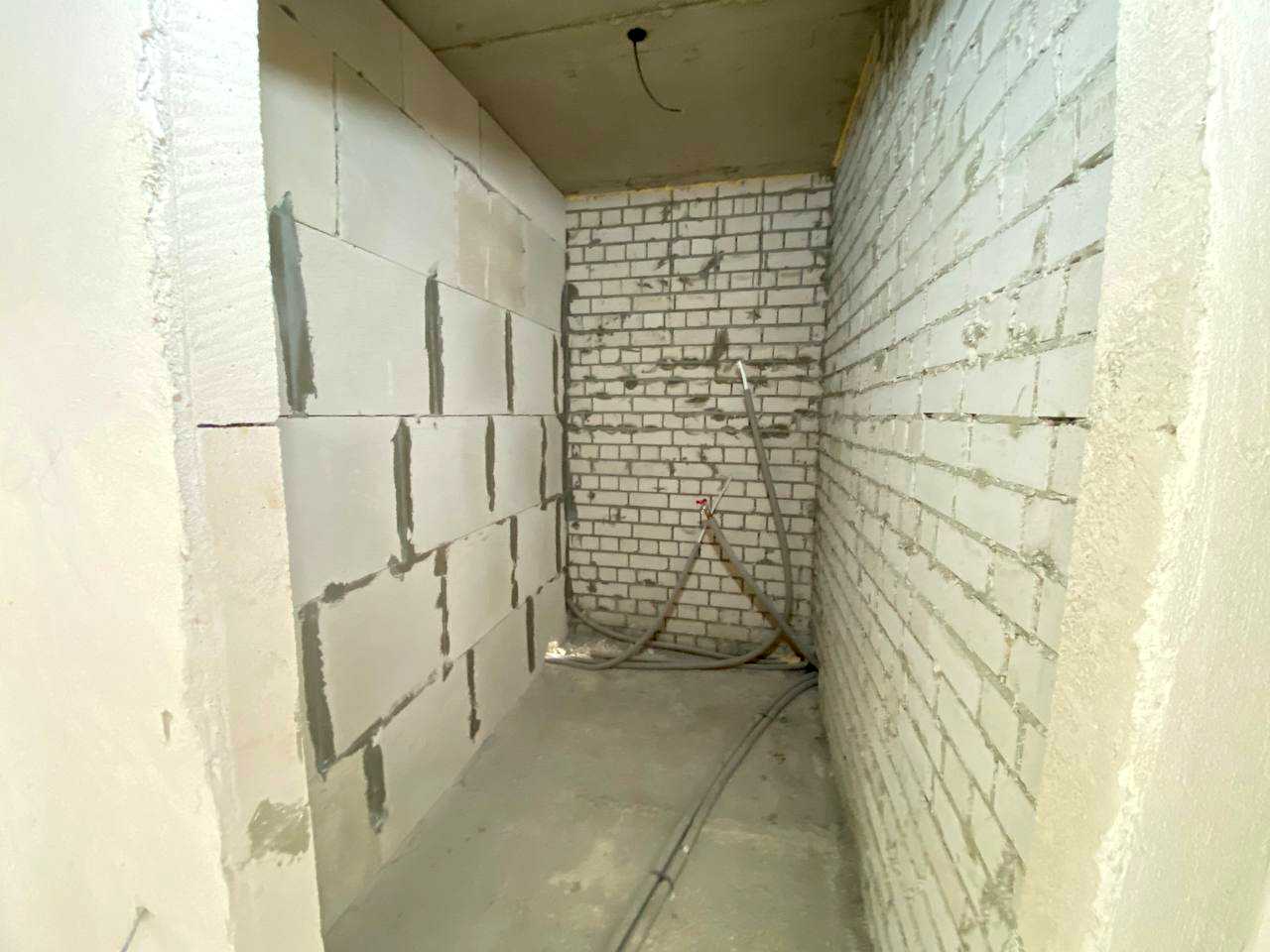 1865418647715465
