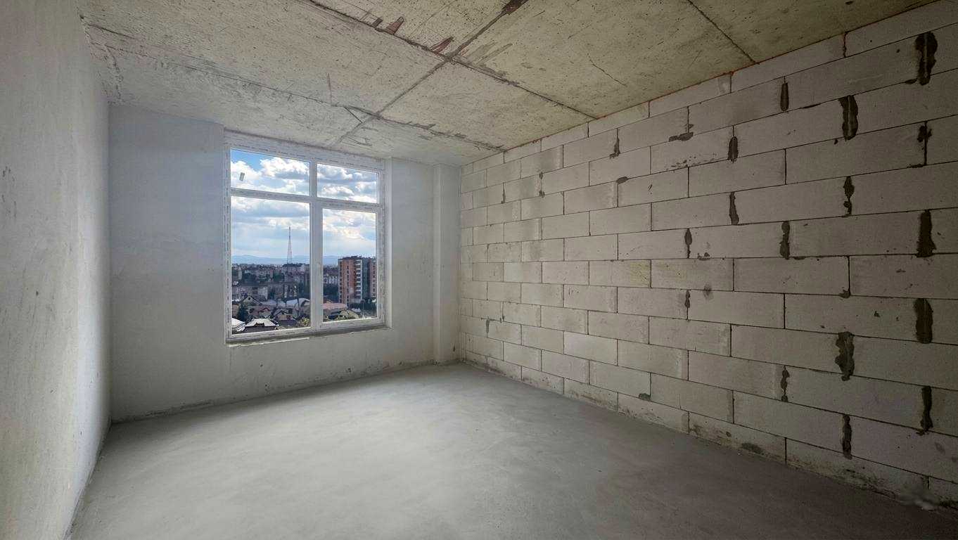 1865440244843890