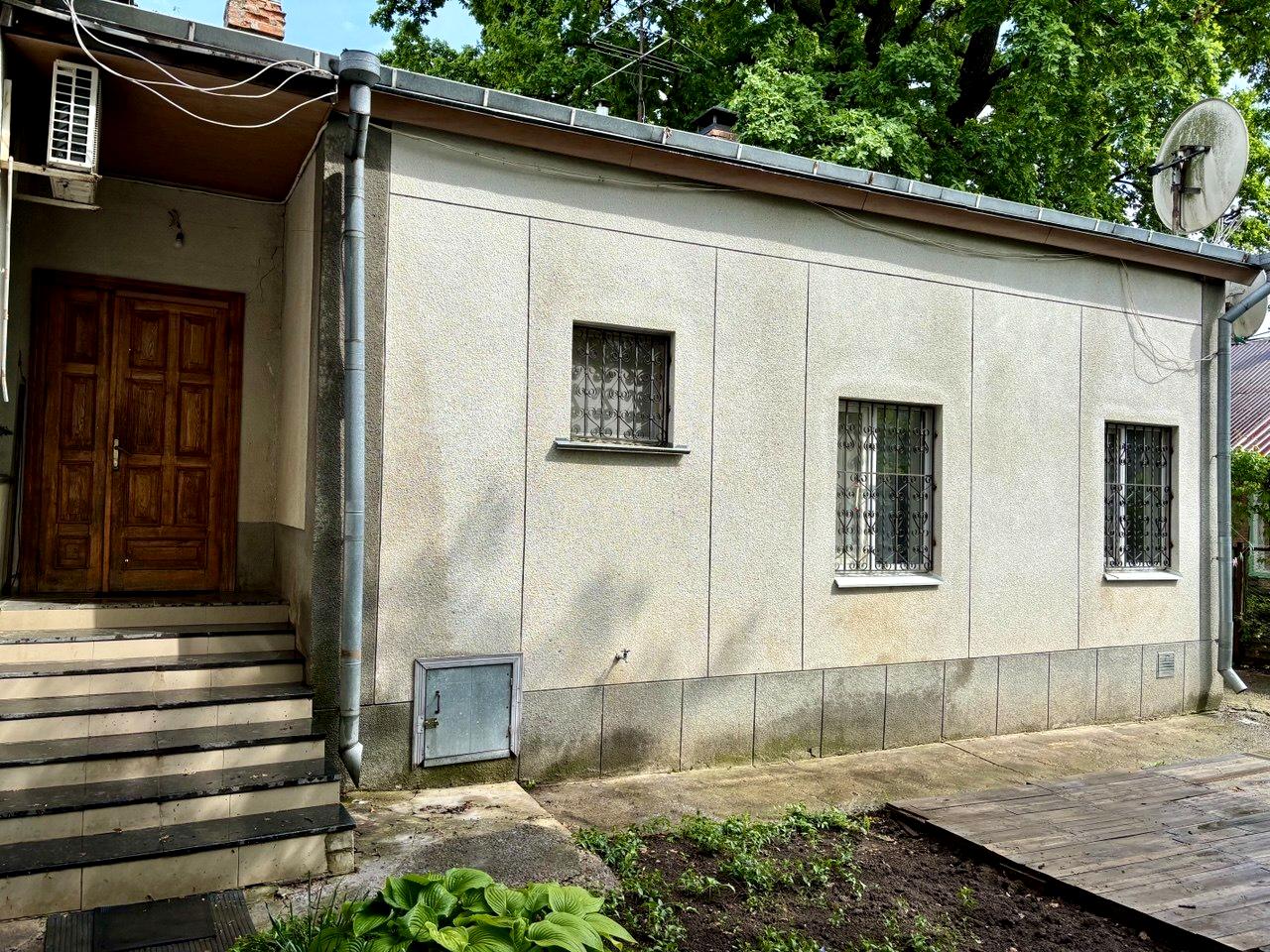 1865448607181189