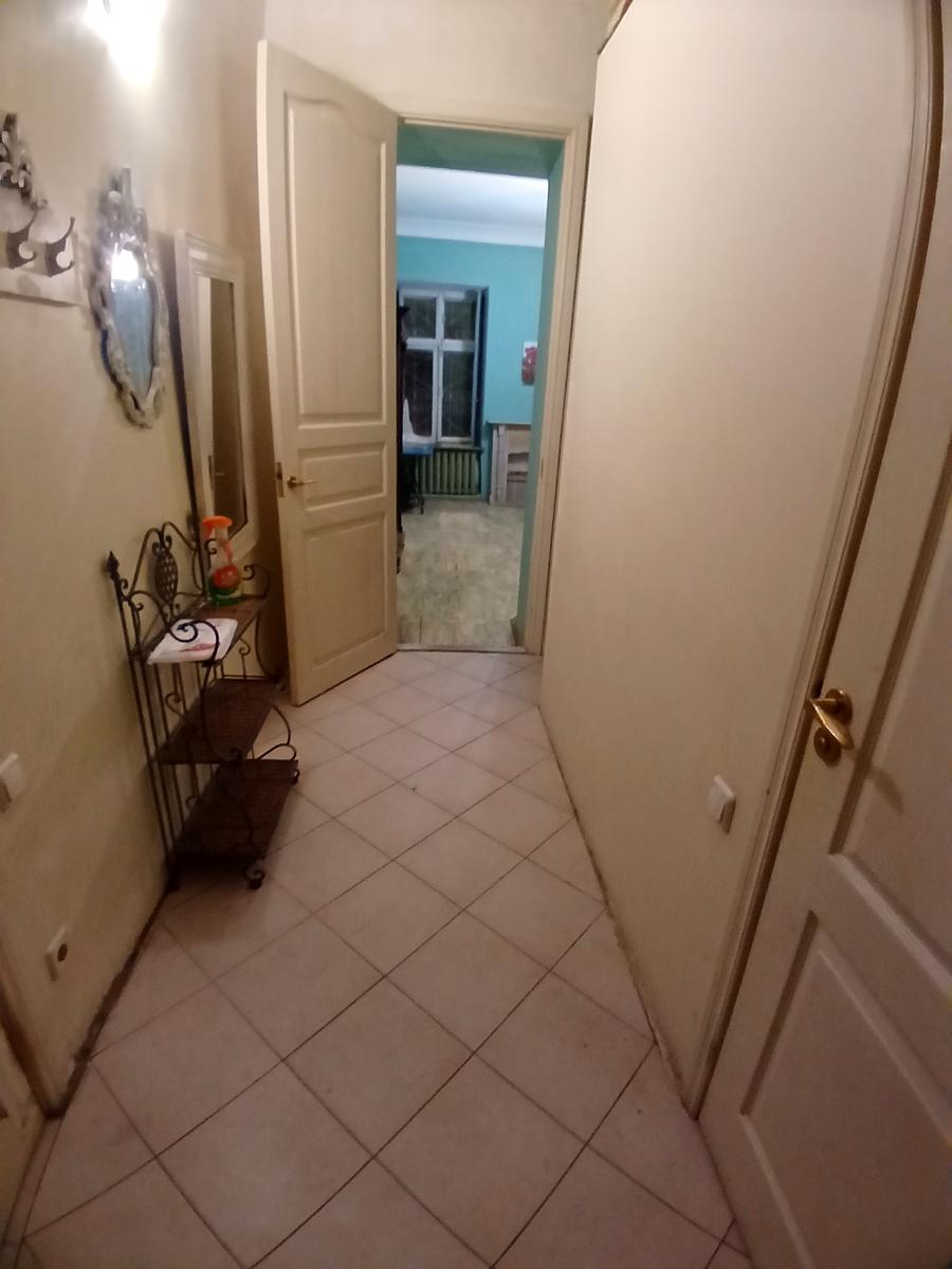 1865489613479708
