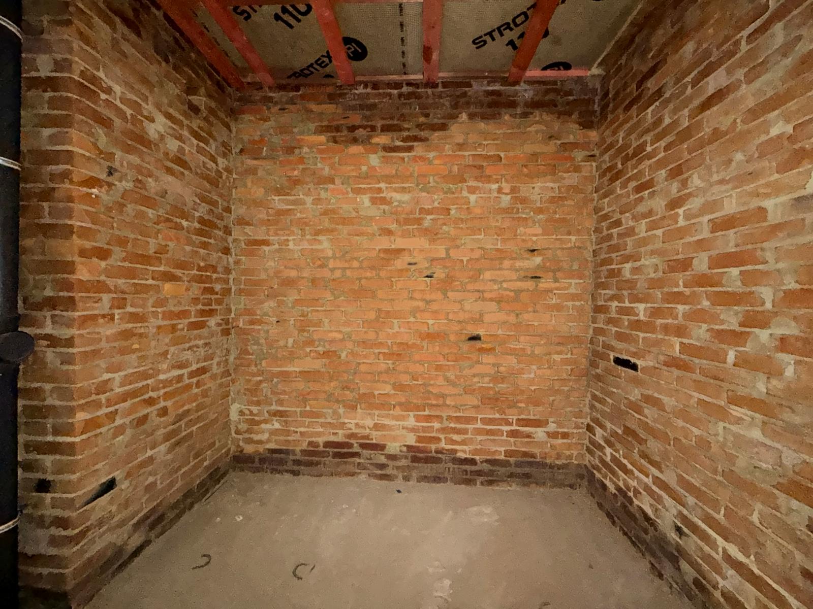 1865510474853309