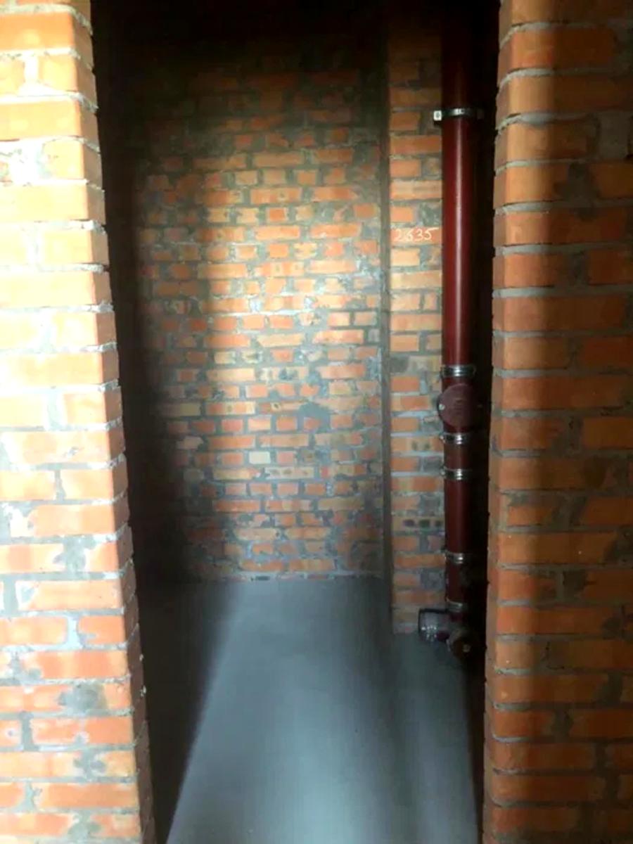 1865513186818344