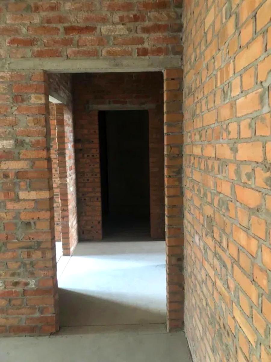 1865513187093836