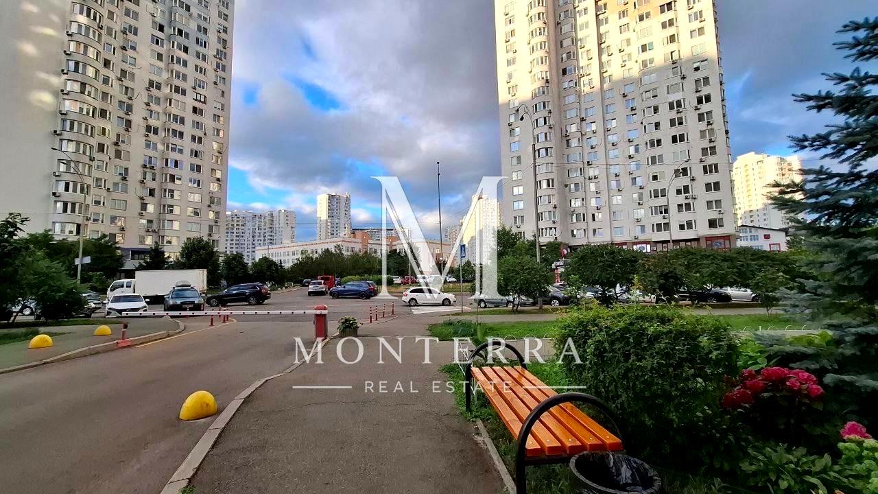 1865513607770357