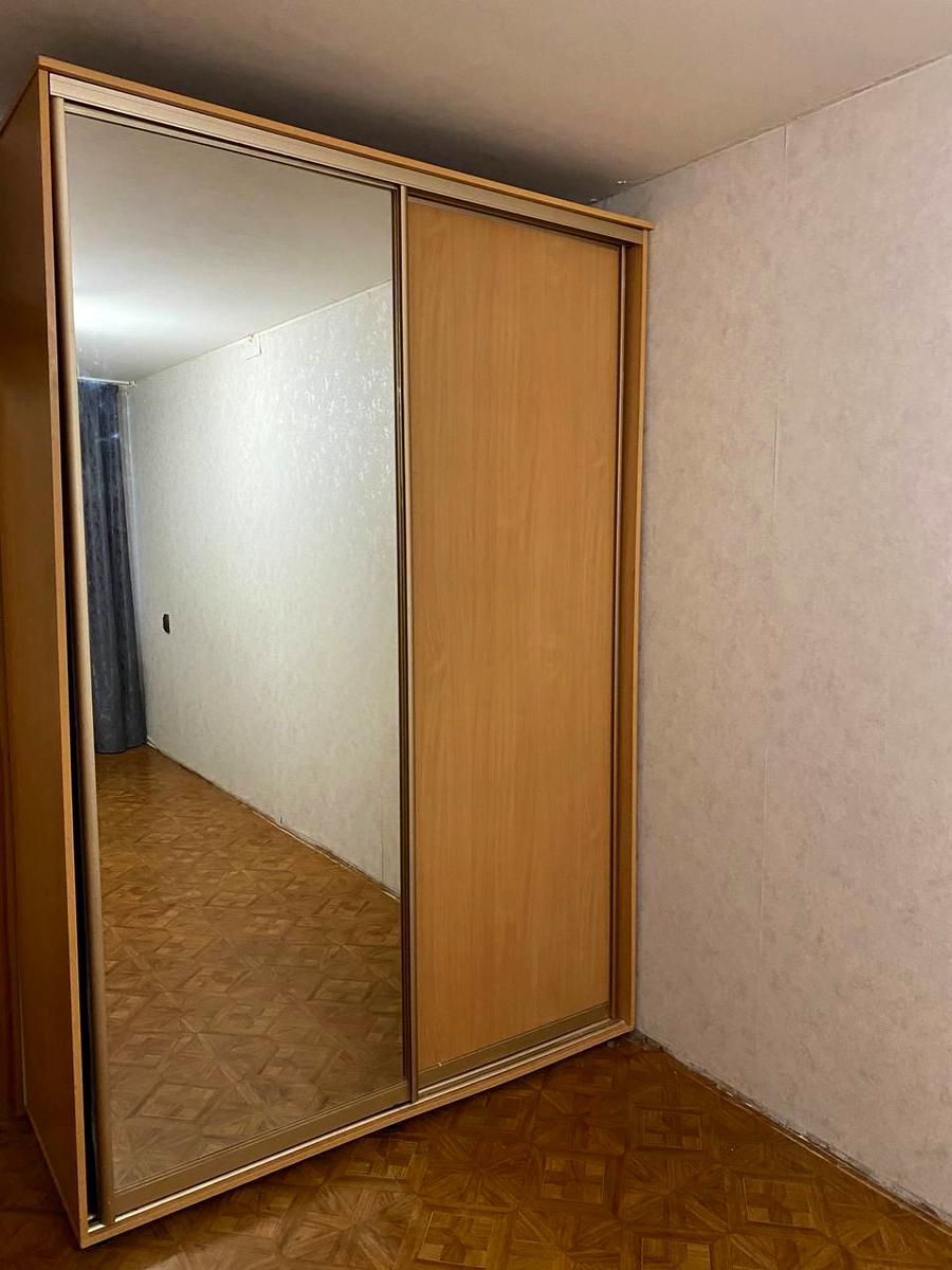 1865518528566227
