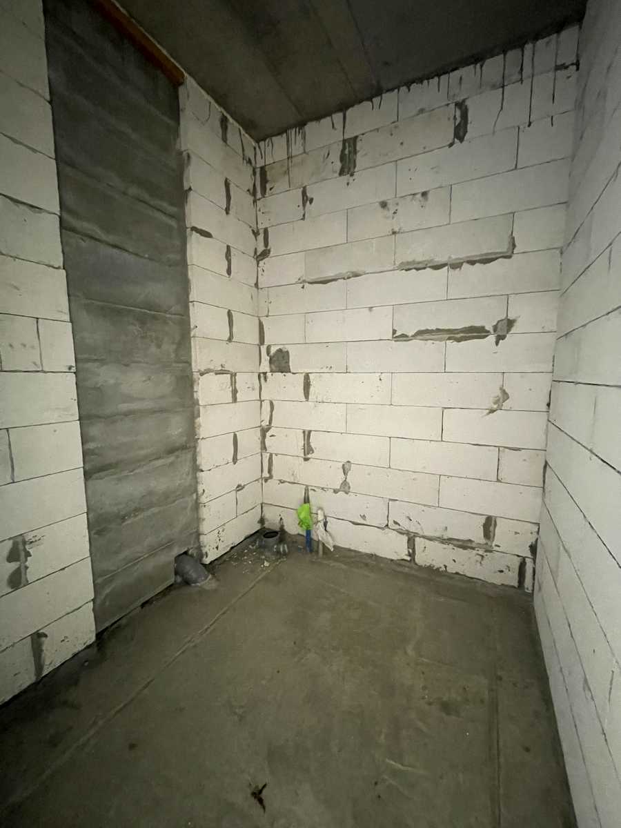1865523082276192