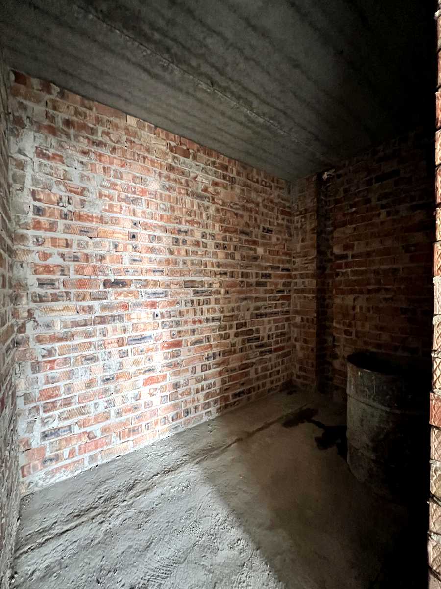 1865528716118189