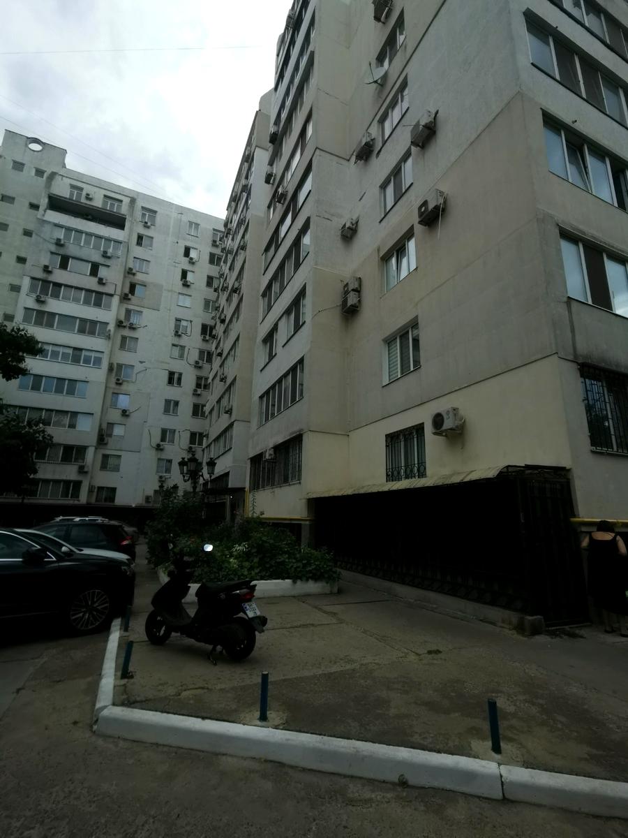 1865531125835627