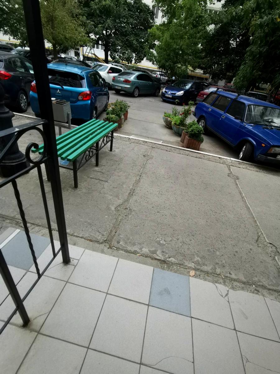 1865531126320637
