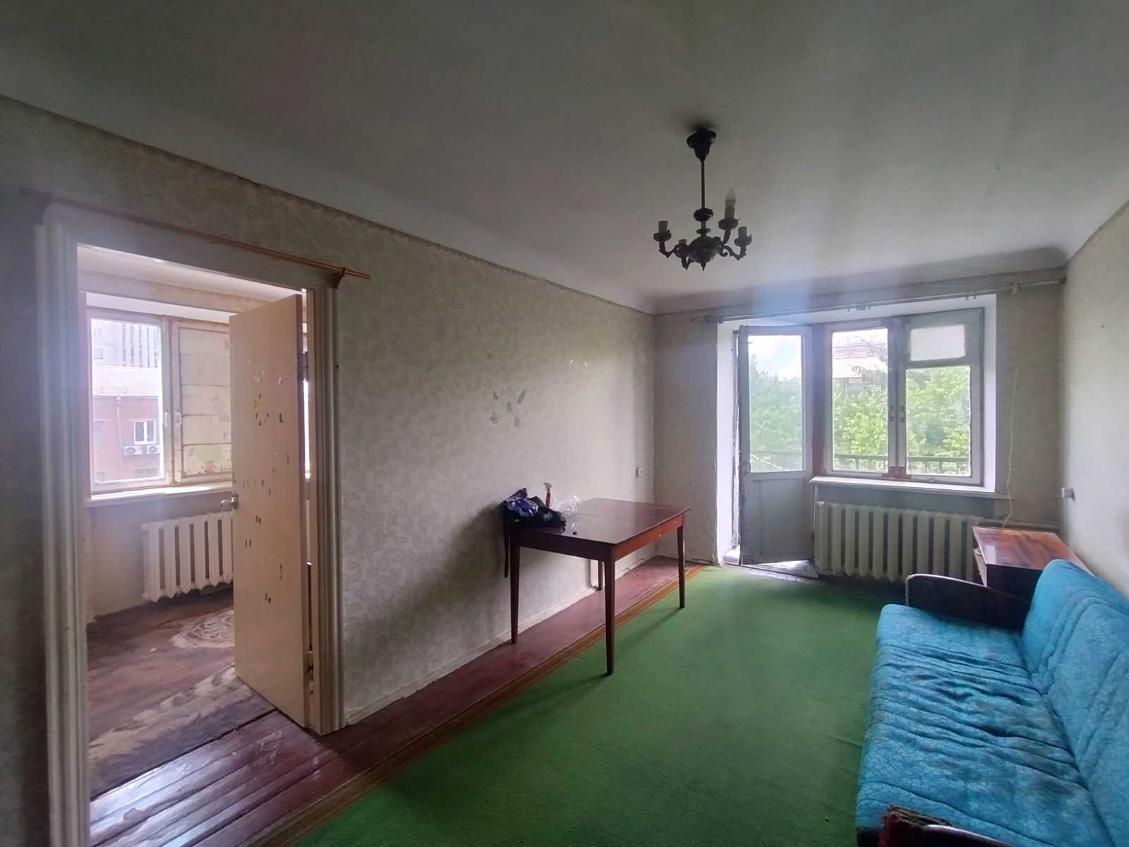 1865534732378512