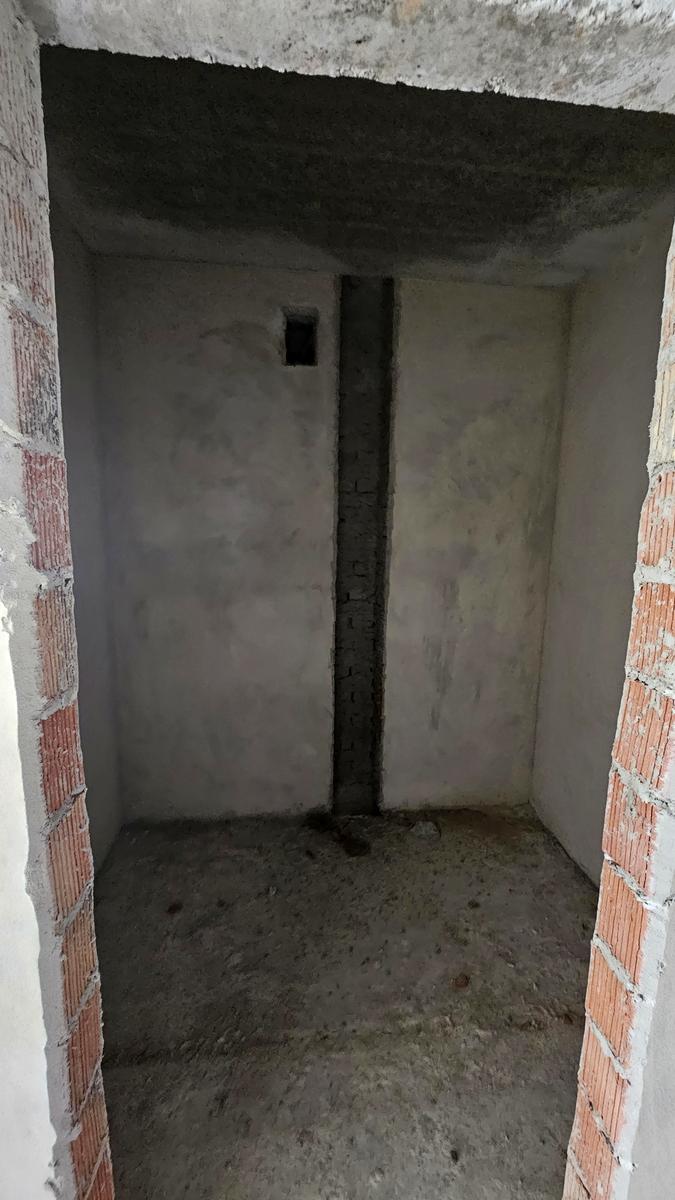 1865535278924216