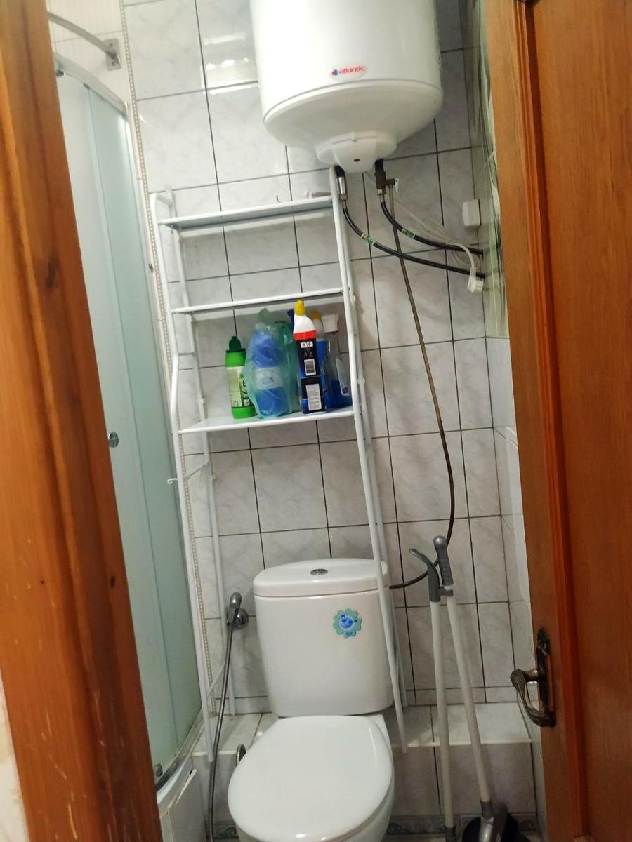 1865535621442993