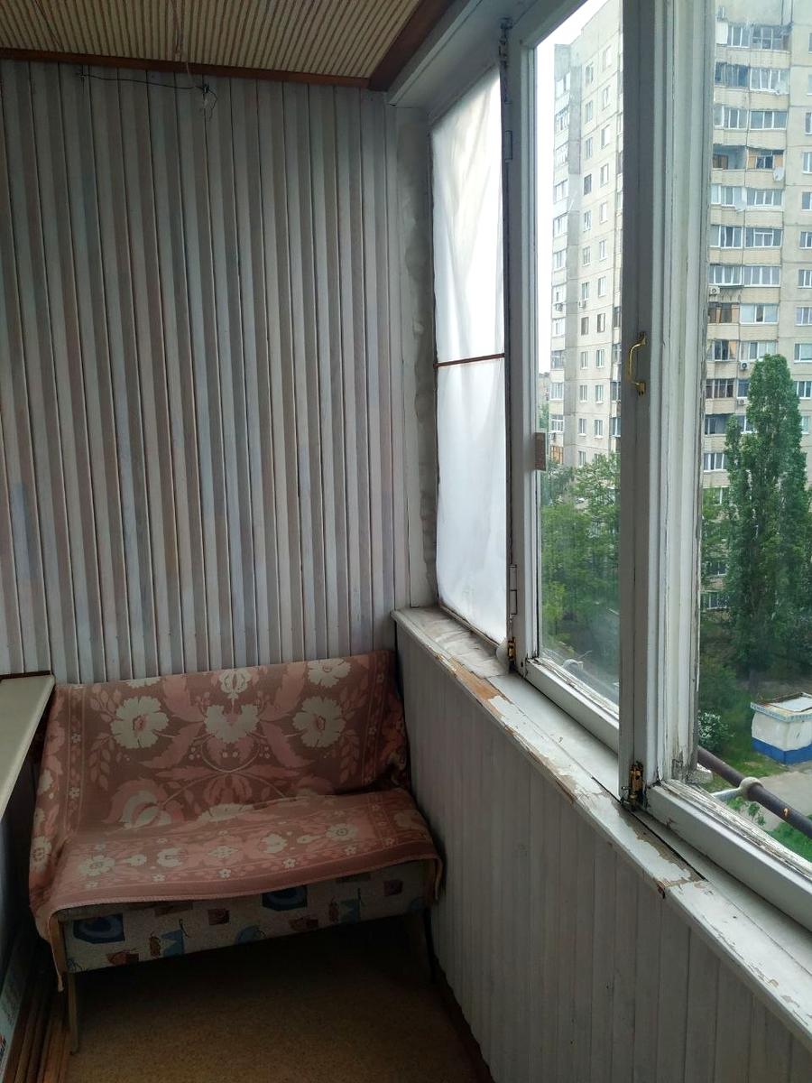 1865535621807659