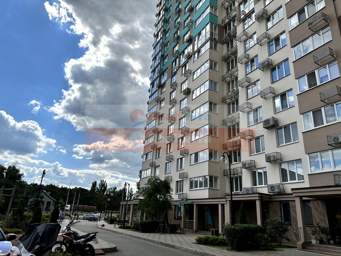 1865544967320881