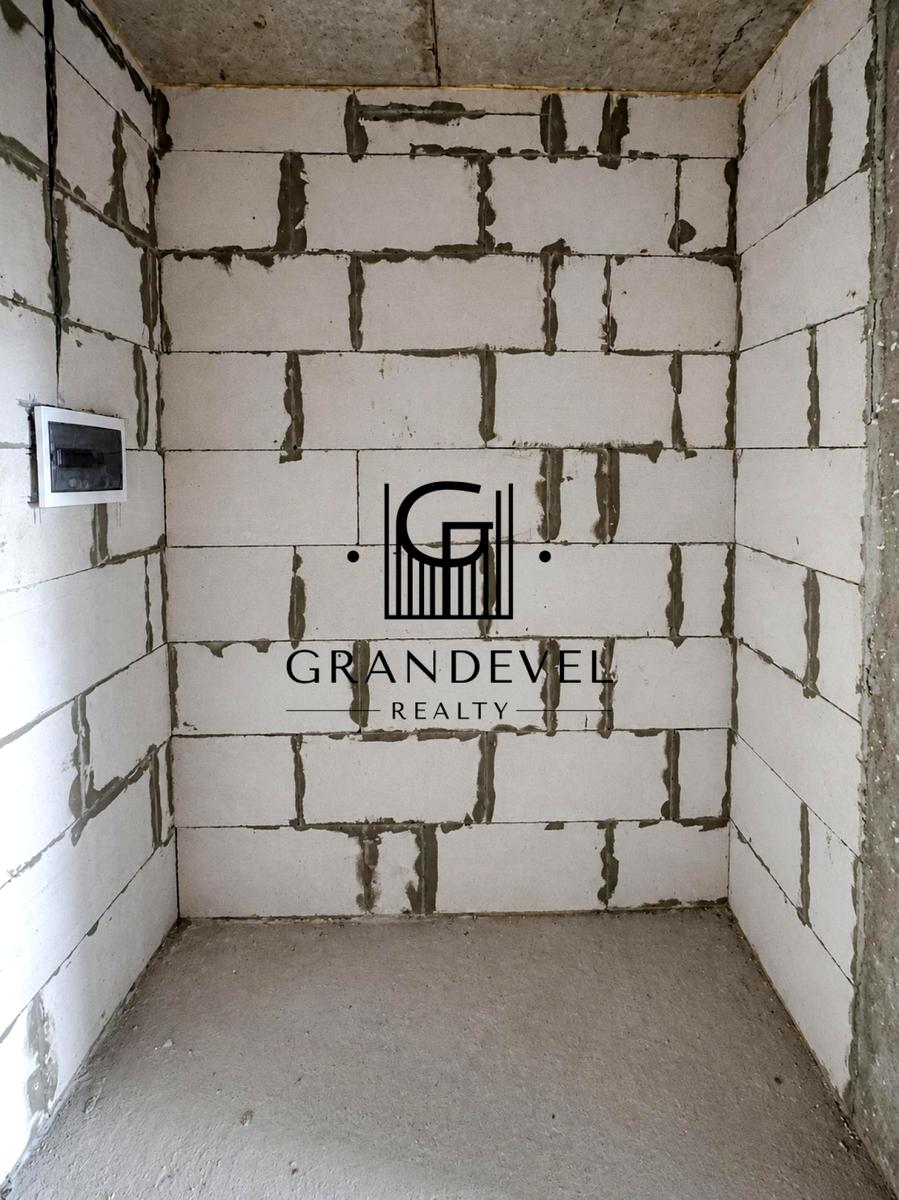 1865549714918914