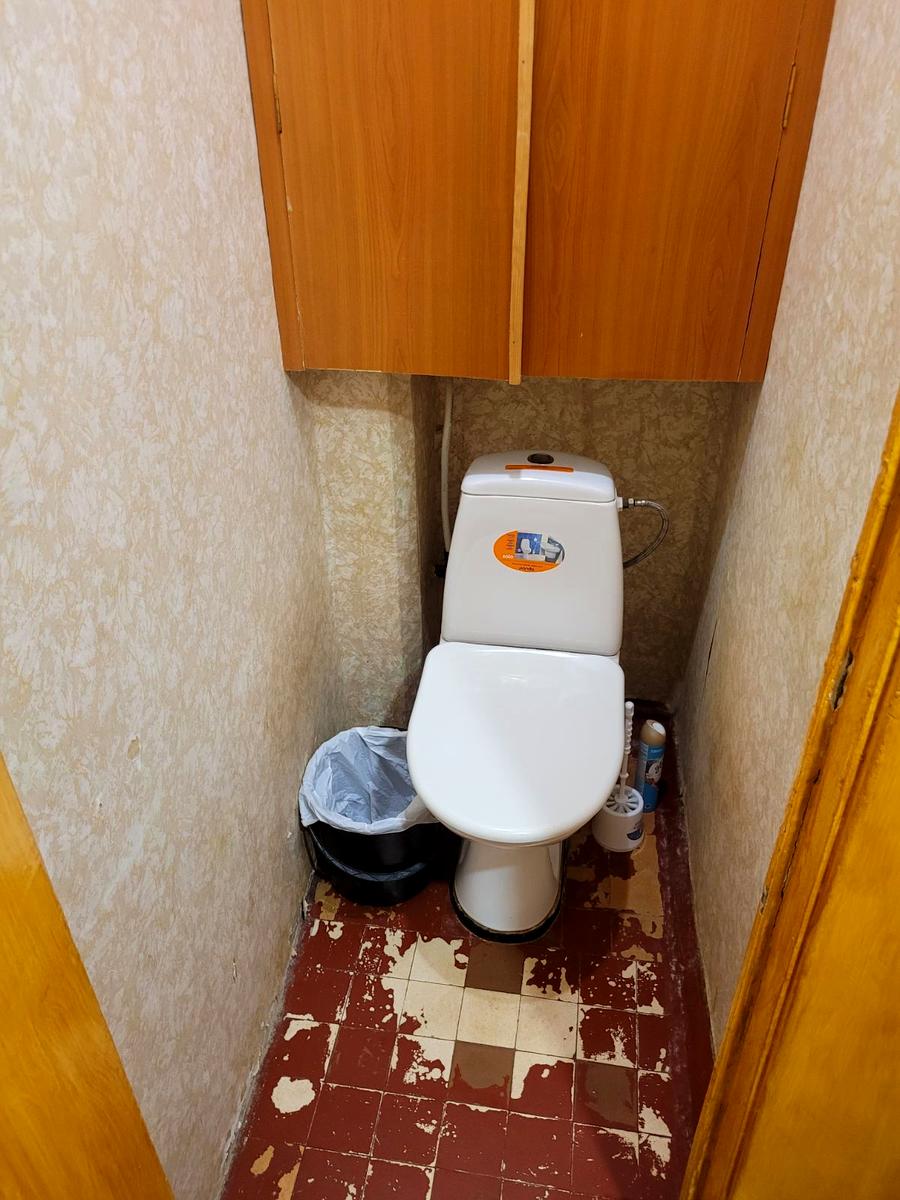 1865601295236064