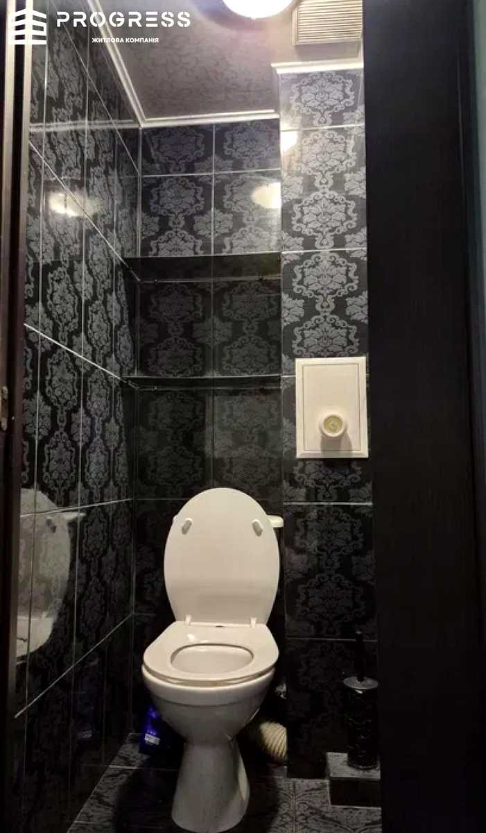1865601679815245