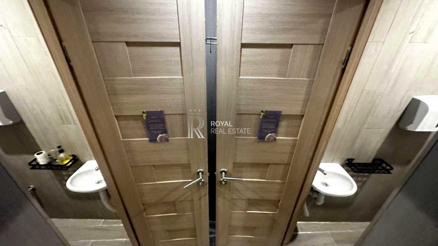 1865602330845112