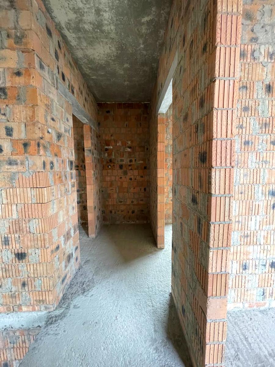 1865603666704735