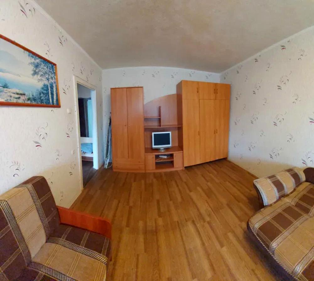1865604302263159