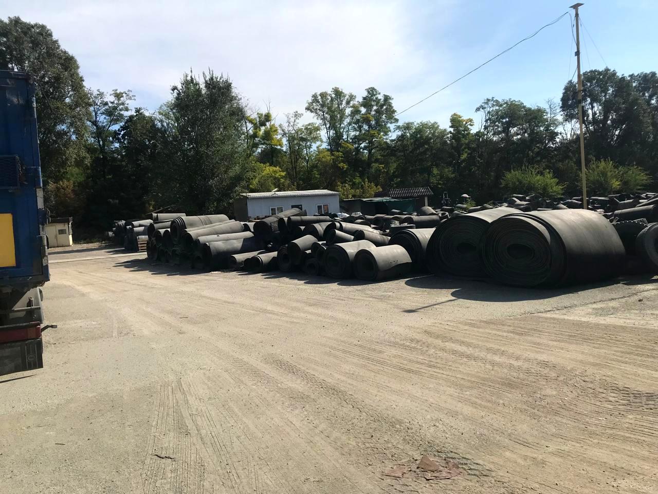 1865606730624045
