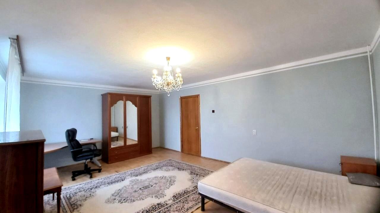 1865607580722132