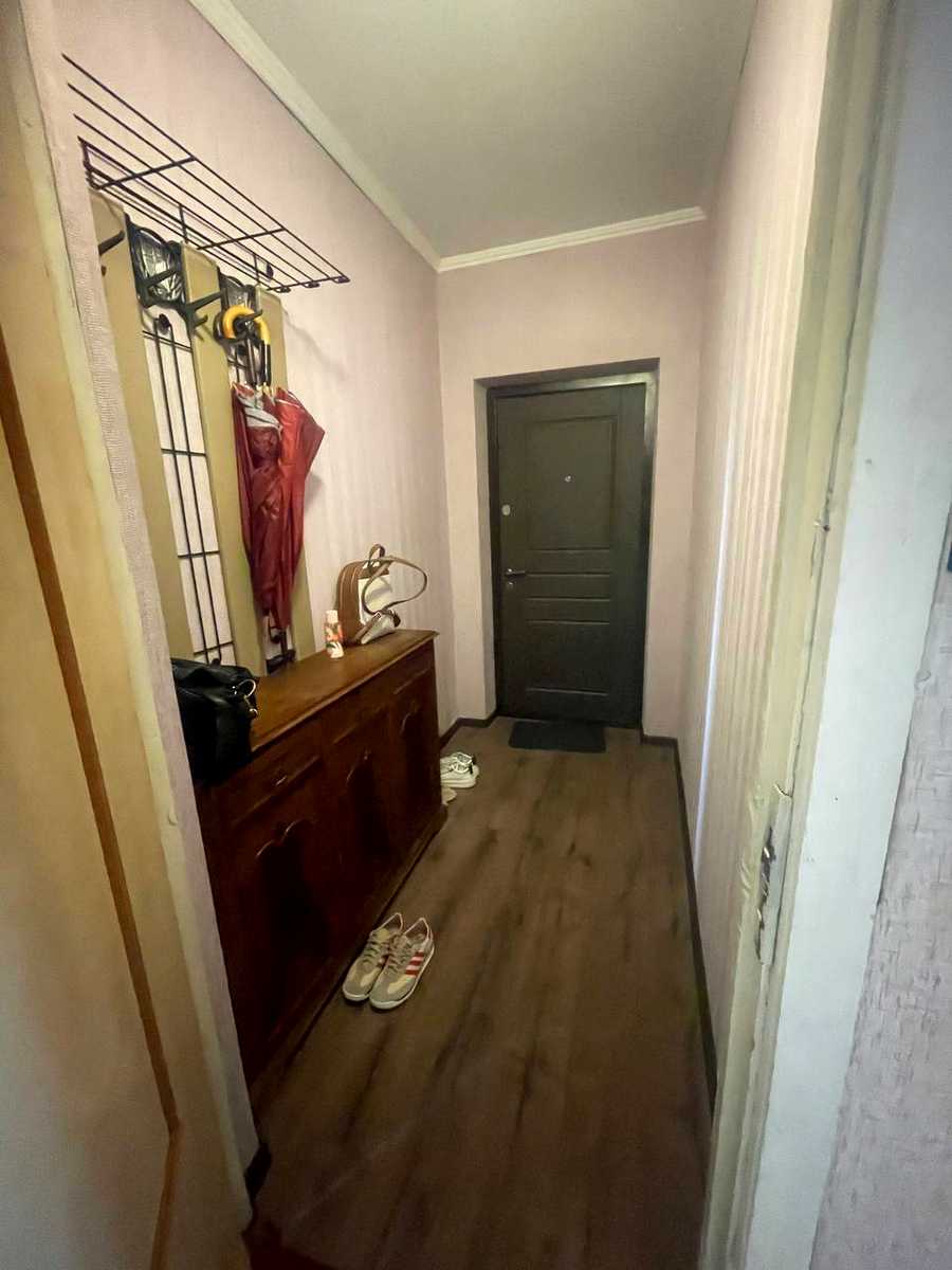 1865607735134354
